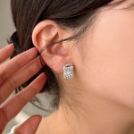 [웨딩] 본식 화이트 큐빅 사각 크리스탈 신부 귀걸이
