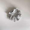 pleated scrunchie (silver)