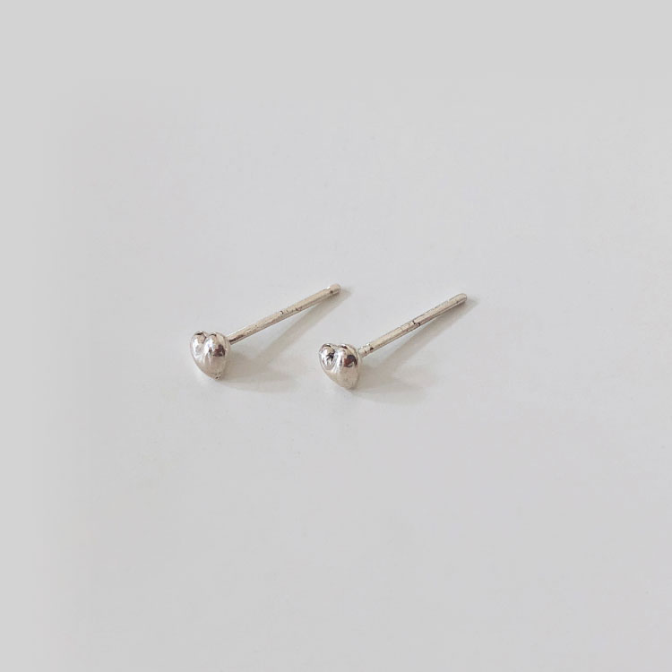 [92.5 silver] Mini heart earring