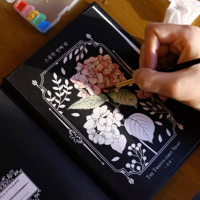 꽃 피는 밤을 만나다. 꽃잎 수채화 블랙 KIT