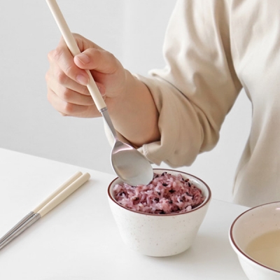 [1+1] 연예인수저 카모메키친 컬러무드 숟가락 젓가락 수저세트 2P