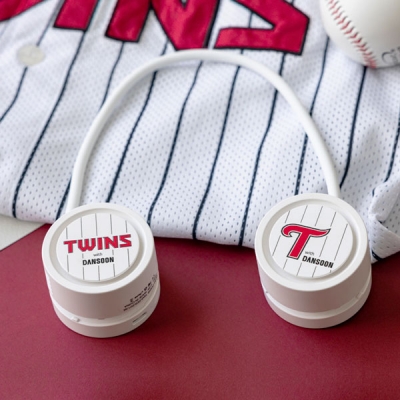 [단순생활XLG트윈스] 넥밴드 휴대용 선풍기 롤링