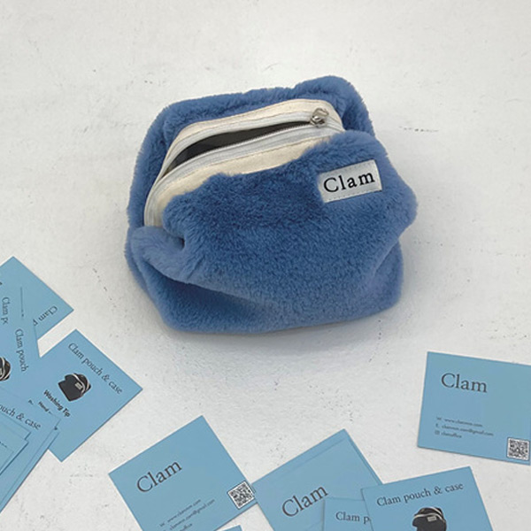Clam round pouch _ Cosy blue Fur