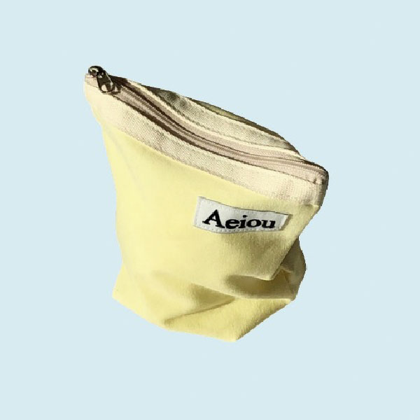 Aeiou Basic Pouch (M size) lemon juice
