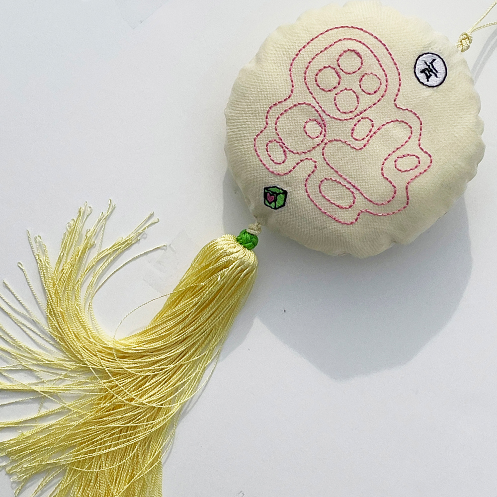 복 내려오는 부적(falling luck charm) 상세 이미지 2