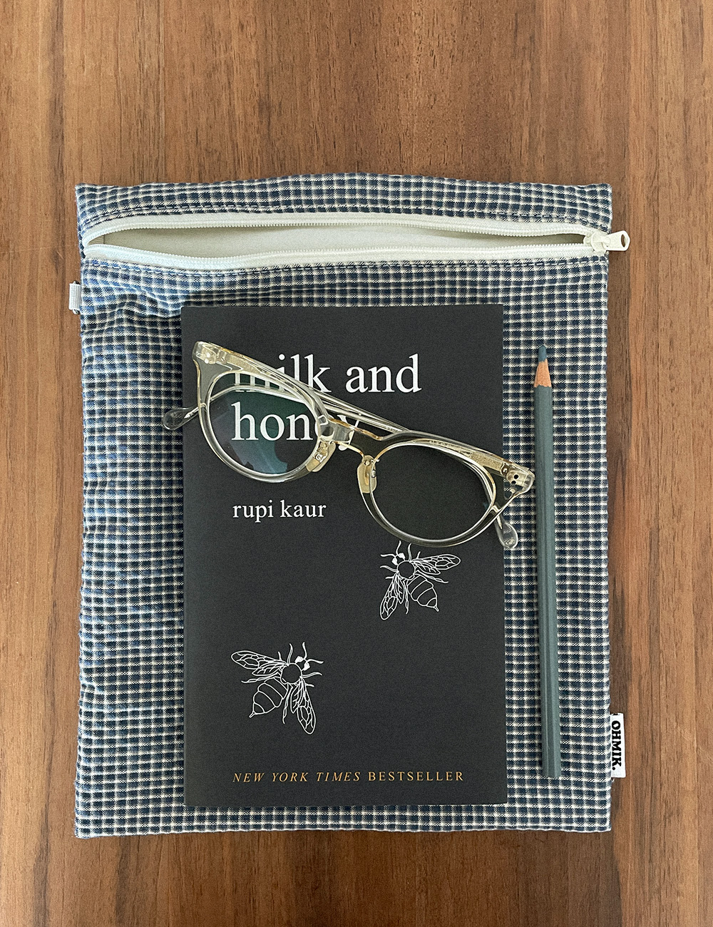 iPad Book Pouch - Blue Check 상세 이미지 4