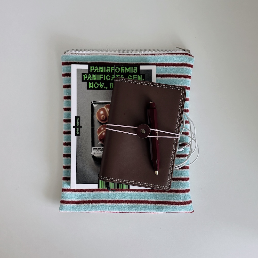 terry book pouch (sora+brown) 상세 이미지 5